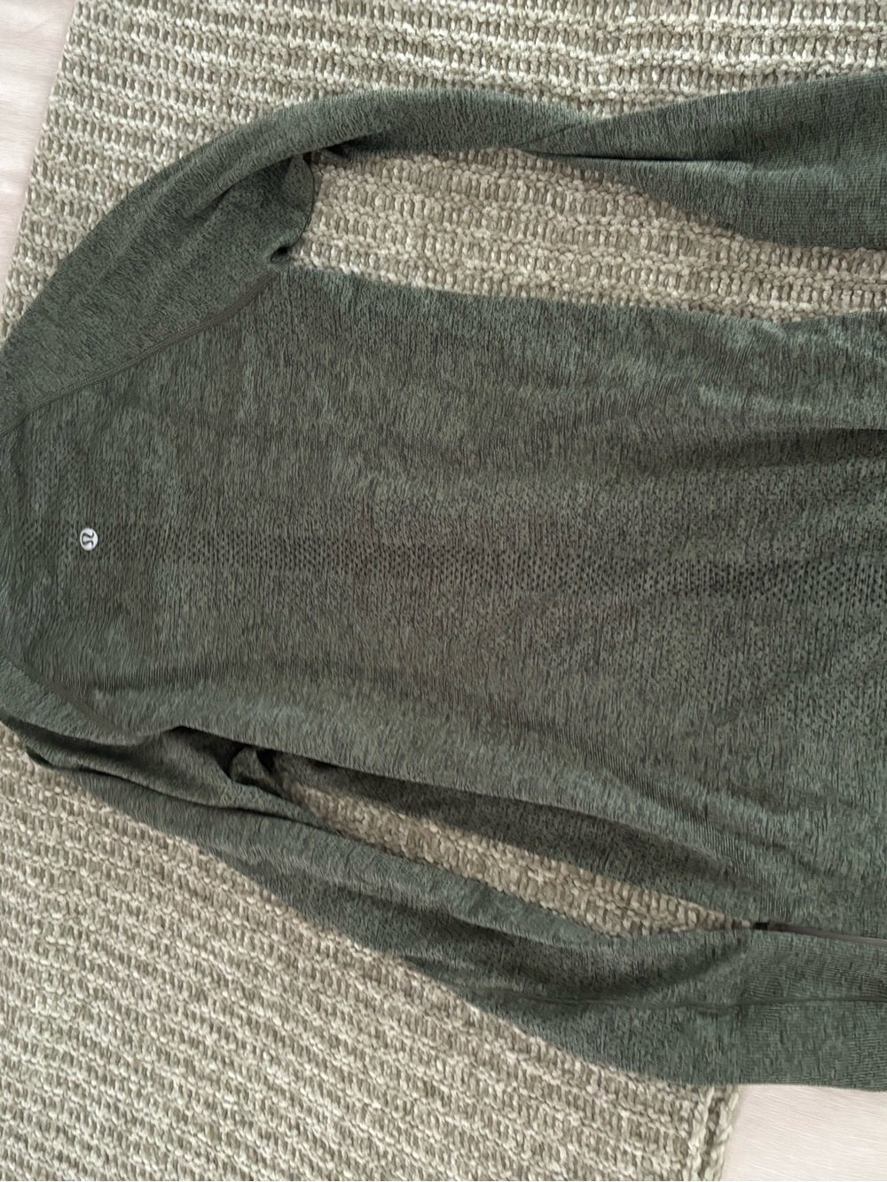 Women’s Lululemon Olive Green Lightweight Too